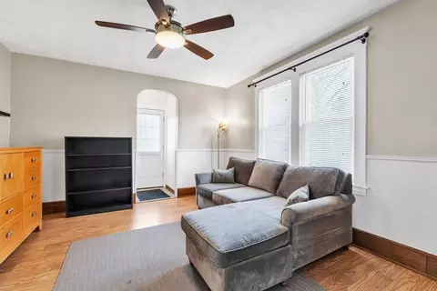 68 Somerset St, Springfield, MA 01108 photo 12