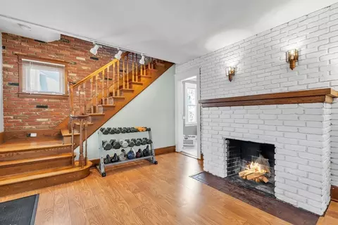 68 Somerset St, Springfield, MA 01108 photo 9