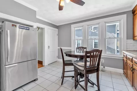 68 Somerset St, Springfield, MA 01108 photo 7