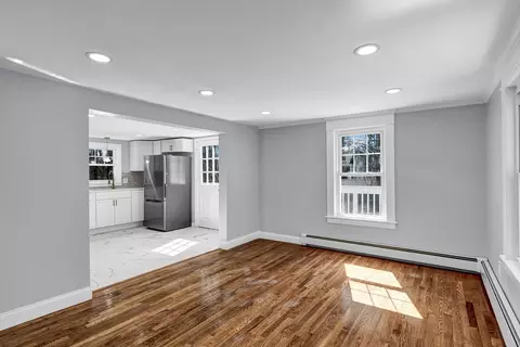 Living - 97 David St, Springfield, MA 01104 photo 1 of 3