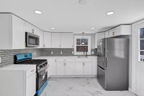 Kitchen - 97 David St, Springfield, MA 01104 photo 1 of 3