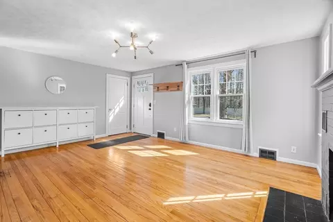 71 Brookfield Rd, Brimfield, MA 01010 photo 5