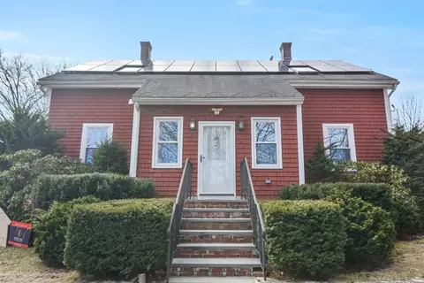 19-21 Cemetery St, Hopedale, MA 01747