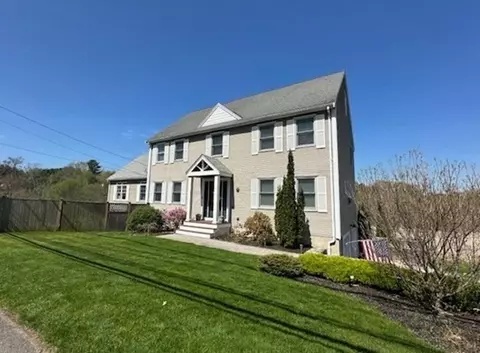 476 Essex St, Beverly, MA 01915