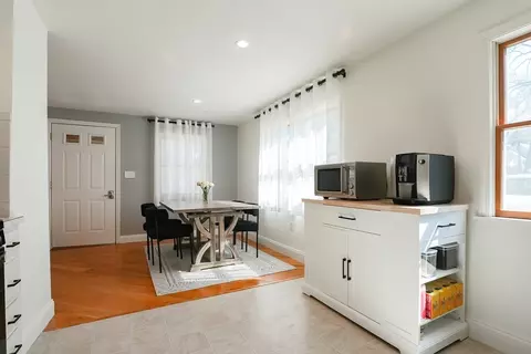 40 Martin Rd, Reading, MA 01867 photo 9