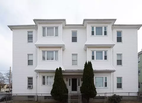 49 Hamlet St, Fall River, MA 02724 photo 3