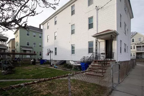 49 Hamlet St, Fall River, MA 02724 photo 5