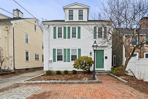 12 Union St #12, Amesbury, MA 01913
