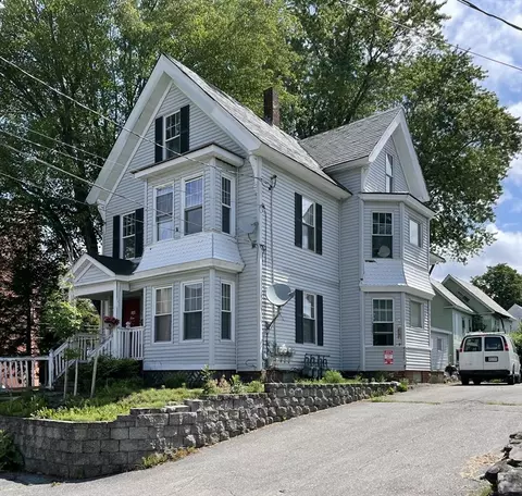 164 Myrtle Ave, Fitchburg, MA 01420