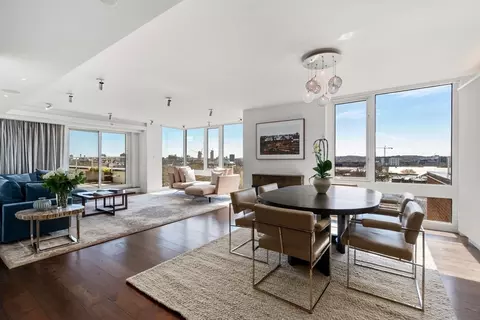 975 Memorial Dr #1008, Cambridge, MA 02138