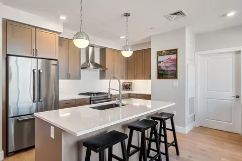 1650 Commonwealth Ave #507, Boston, MA 02135
