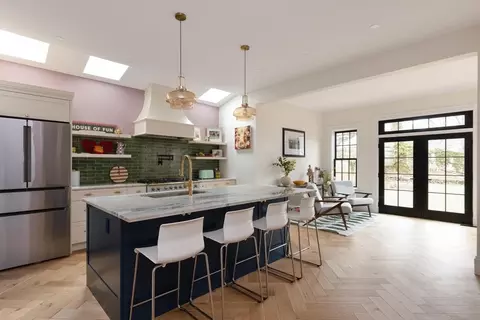 19 Edgehill Rd, Brookline, MA 02445 photo 9