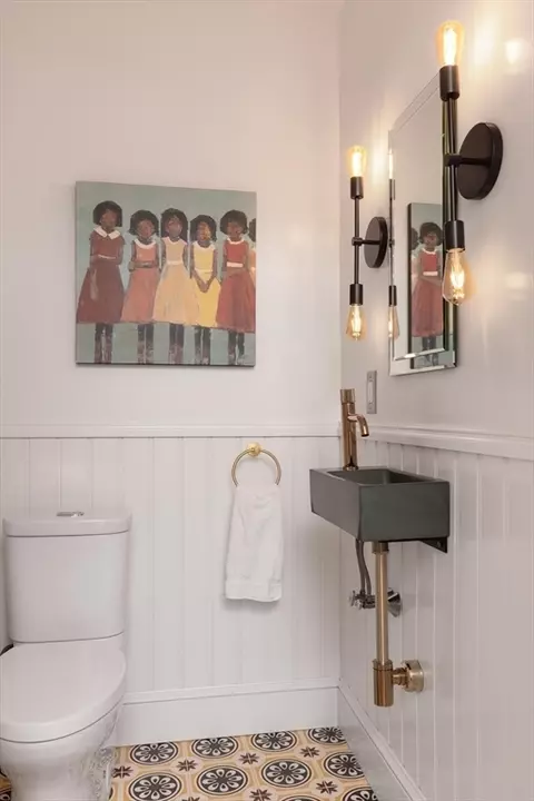 19 Edgehill Rd, Brookline, MA 02445 photo 13