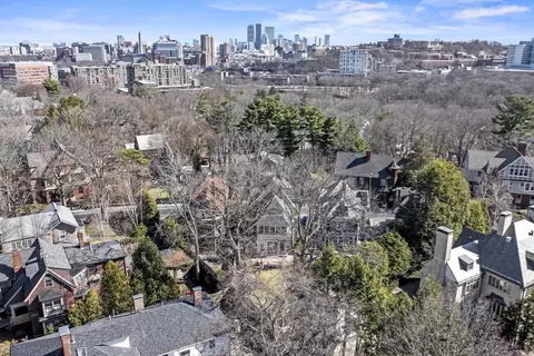 19 Edgehill Rd, Brookline, MA 02445 photo 25