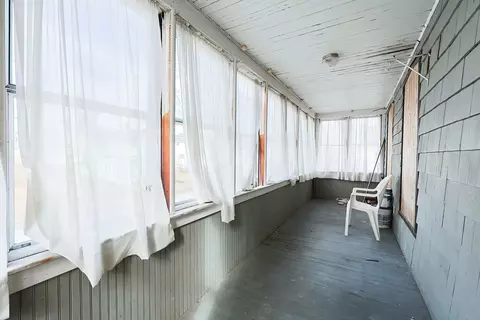 10 Slater St, Webster, MA 01570 photo 5