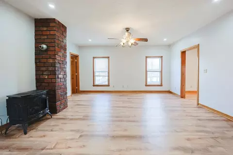 10 Slater St, Webster, MA 01570 photo 7