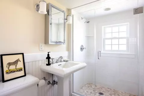 164 Willard Rd, Brookline, MA 02445 photo 22