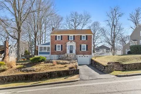 44 Converse St, Wakefield, MA 01880