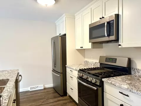 2205 Boston Rd #H75, Wilbraham, MA 01095