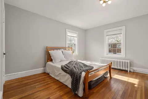 Bedroom - 309 Mason Ter, Brookline, MA 02445 photo 1 of 4