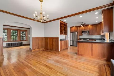 Living - 309 Mason Ter, Brookline, MA 02445 photo 2 of 4