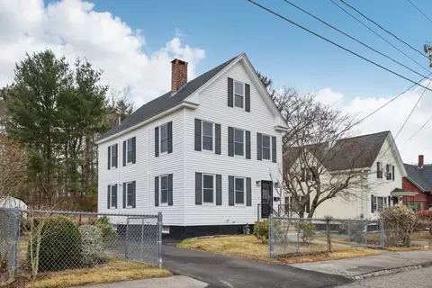 32 Orchard St, Taunton, MA 02780