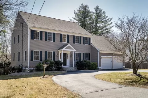 231 Woburn St, Lexington, MA 02420