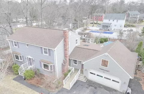 10 Brookside Rd, Mansfield, MA 02048