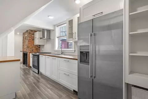 17 2 High St #2, Salem, MA 01970