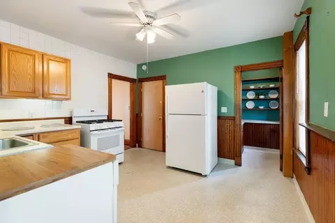 93 Swan St, Everett, MA 02149 photo 14