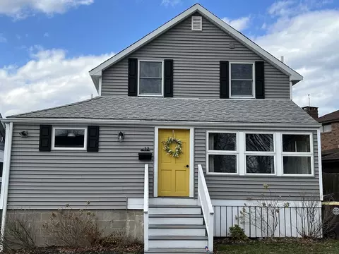 12 Mayflower Ave, Weymouth, MA 02191