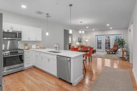 50 Coppersmith Way #5-312, Canton, MA 02021