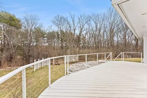 85 Kilby St, Hingham, MA 02043 photo 38