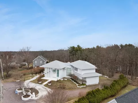 85 Kilby St, Hingham, MA 02043 photo 6