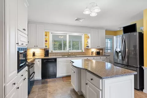 21 Mcgregory Rd, Sturbridge, MA 01566 photo 6