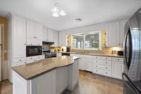 21 Mcgregory Rd, Sturbridge, MA 01566 photo 8