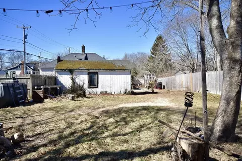 Exterior - 50 Sandwich Rd, Wareham, MA 02571 photo 10 of 11