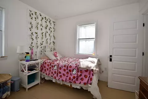 Bedroom - 50 Sandwich Rd, Wareham, MA 02571 photo 2 of 5
