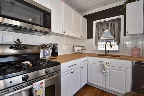 Kitchen - 50 Sandwich Rd, Wareham, MA 02571 photo 2 of 3