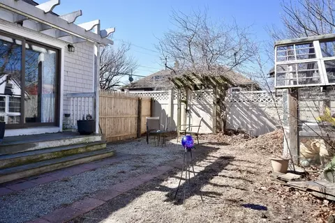 Exterior - 50 Sandwich Rd, Wareham, MA 02571 photo 5 of 11