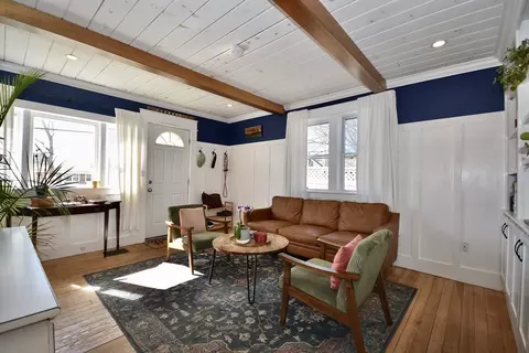 Living - 50 Sandwich Rd, Wareham, MA 02571 photo 3 of 4