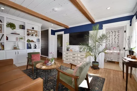 Living - 50 Sandwich Rd, Wareham, MA 02571 photo 2 of 4