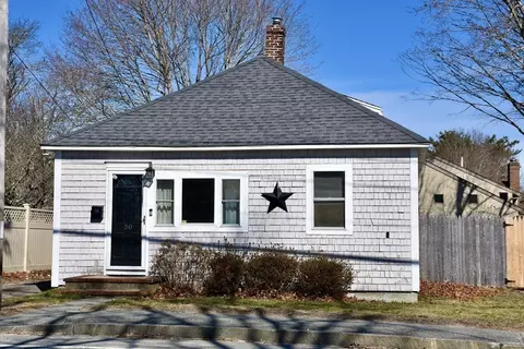 Exterior - 50 Sandwich Rd, Wareham, MA 02571 photo 2 of 11