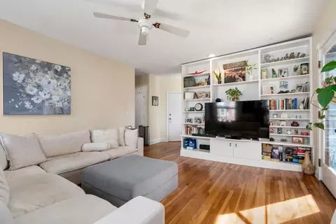 1 Regent Cir #2, Brookline, MA 02445 photo 4