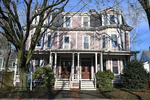 49 Cypress St #4, Brookline, MA 02445