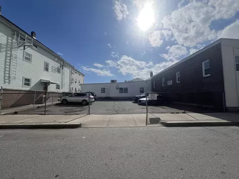 305 Fourth St, Fall River, MA 02721 photo 6
