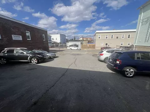 305 Fourth St, Fall River, MA 02721 photo 7