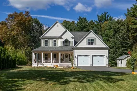 55 Cross St, Foxboro, MA 02035