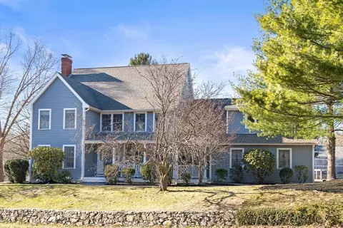 24 Battle Green Rd, Lexington, MA 02421