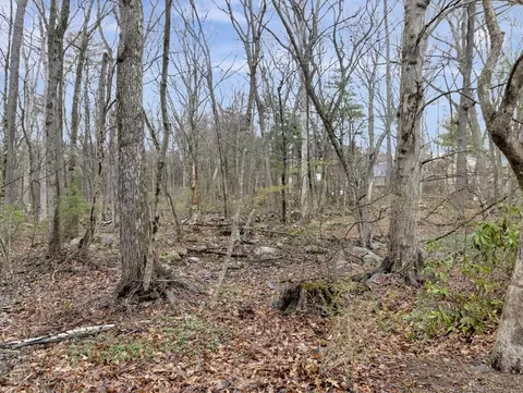 Exterior - 19 Jacob Dr, Mansfield, MA 02048 photo 8 of 10